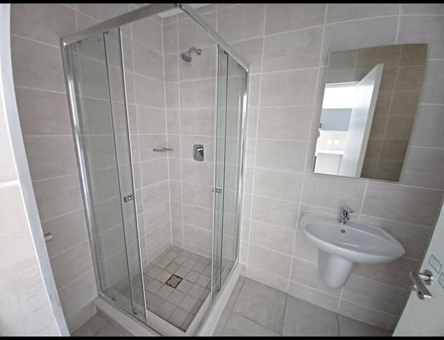 1 BEDROOM PROPERTY TO RENT IN GREENBAY ECO ESTATE